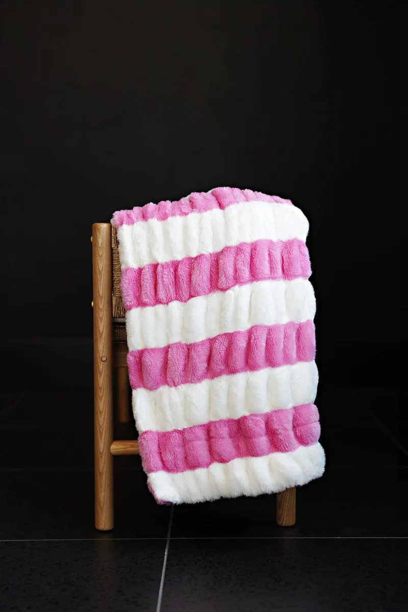 Hugs Bubble Gum Blanket